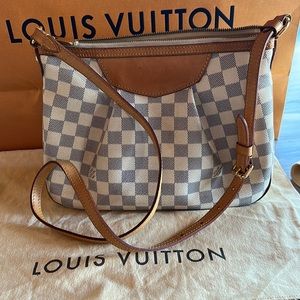 ❤️😍Authentic Louis Vuitton Siracusa PM Crossbody Damier Azur Handbag